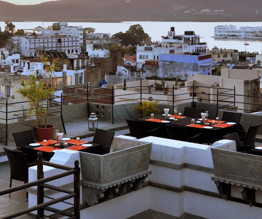 Hotel Madri Haveli Udaipur Exterior foto
