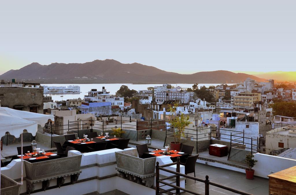 Hotel Madri Haveli Udaipur Exterior foto